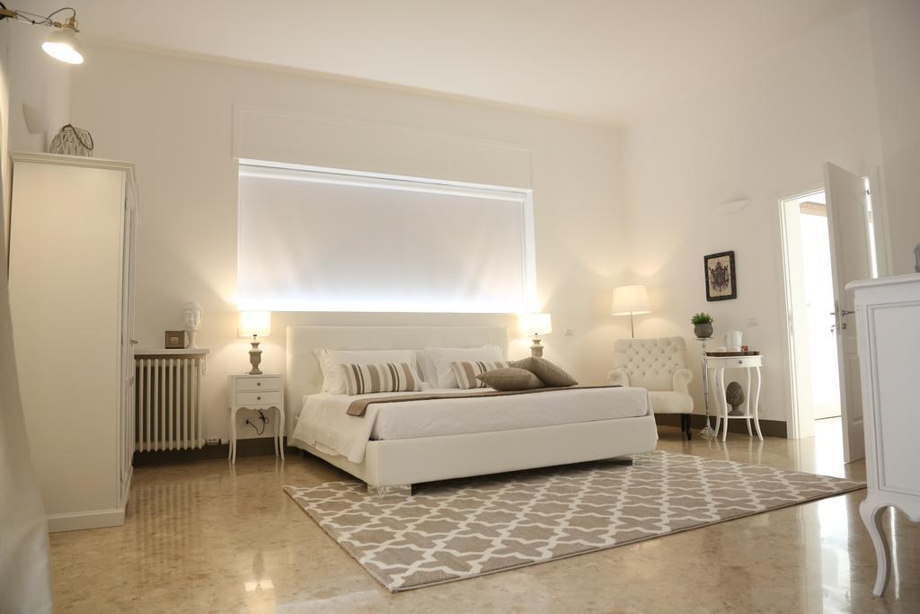 Dimi House Bed and Breakfast Lecce Exteriör bild