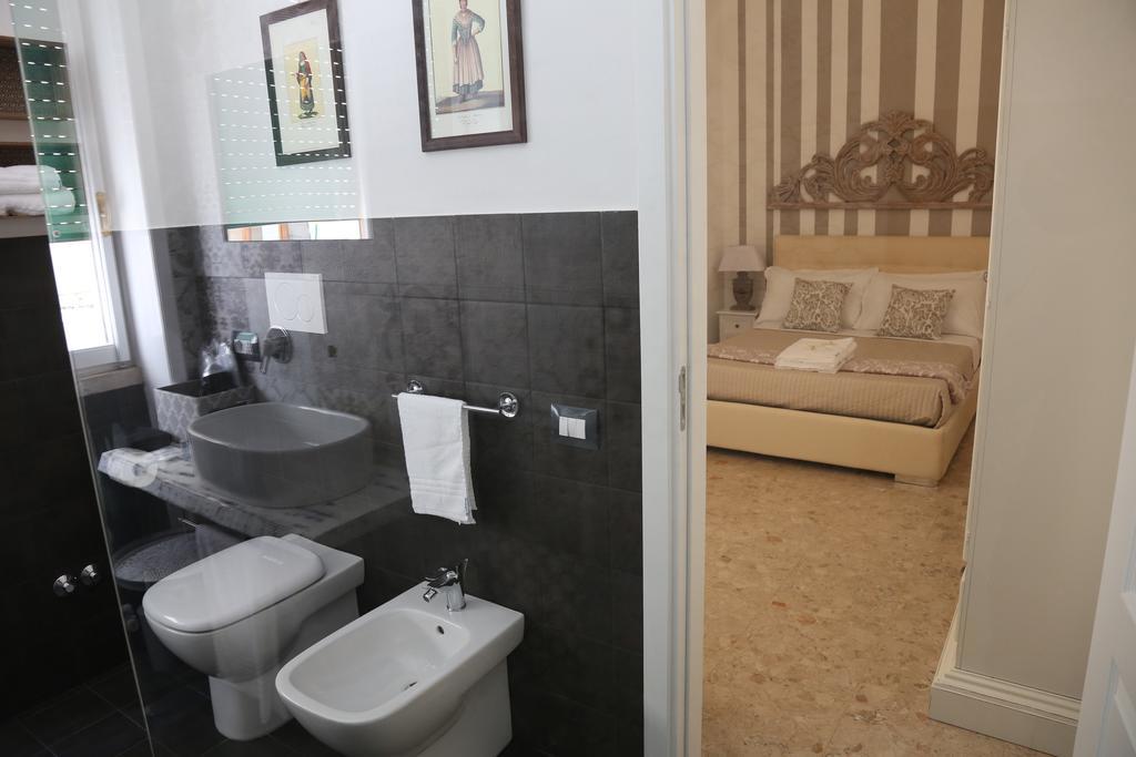 Dimi House Bed and Breakfast Lecce Exteriör bild