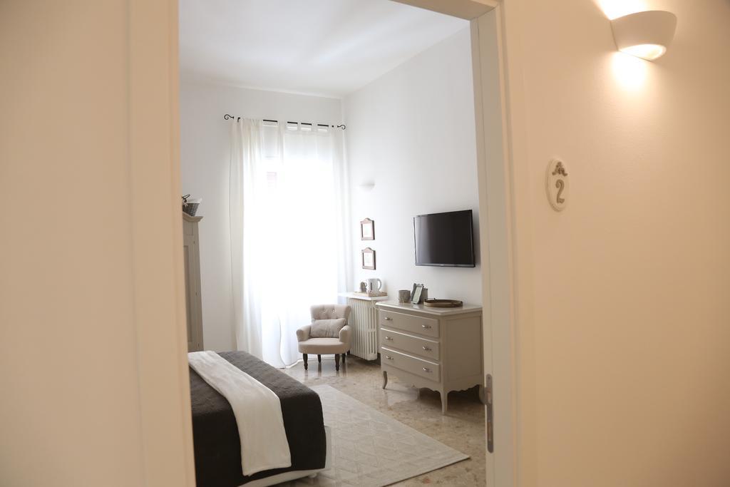 Dimi House Bed and Breakfast Lecce Exteriör bild