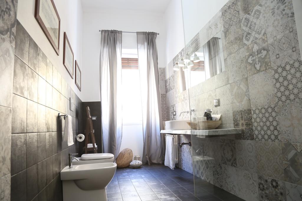 Dimi House Bed and Breakfast Lecce Exteriör bild