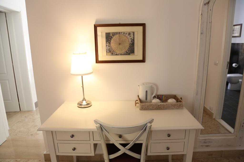 Dimi House Bed and Breakfast Lecce Exteriör bild