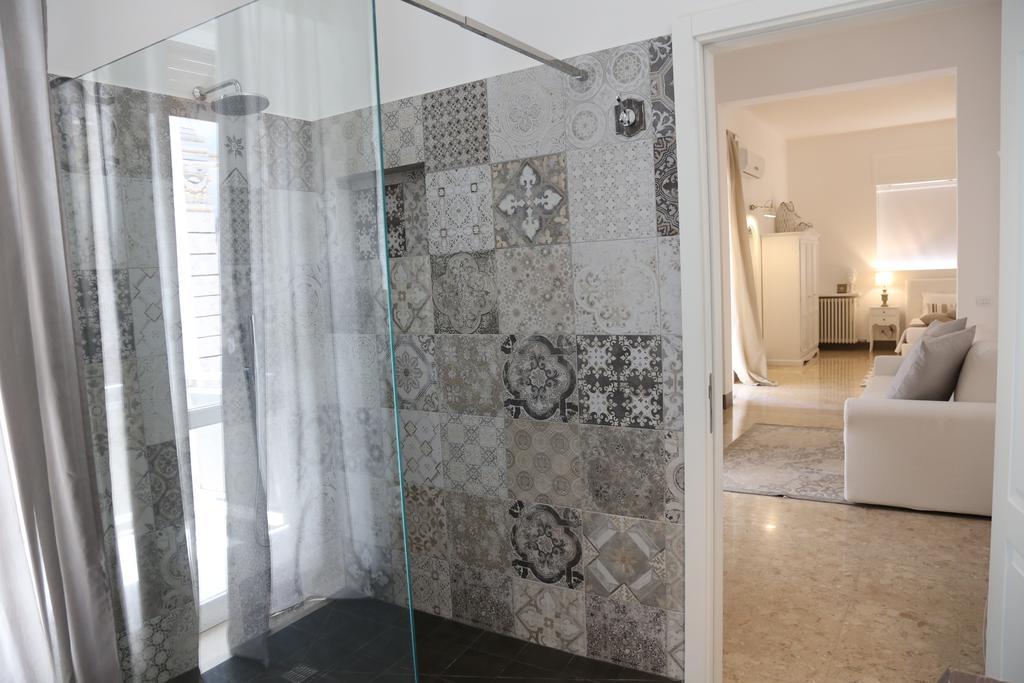 Dimi House Bed and Breakfast Lecce Exteriör bild