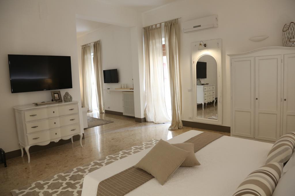 Dimi House Bed and Breakfast Lecce Exteriör bild