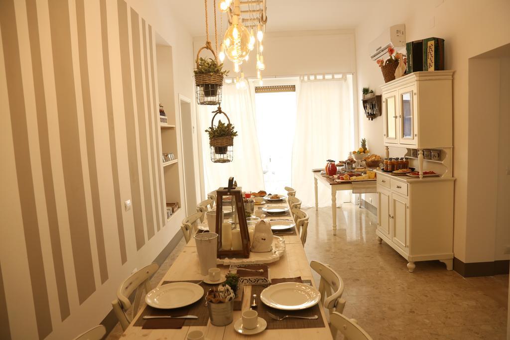 Dimi House Bed and Breakfast Lecce Exteriör bild