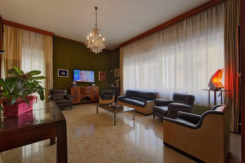 Dimi House Bed and Breakfast Lecce Exteriör bild